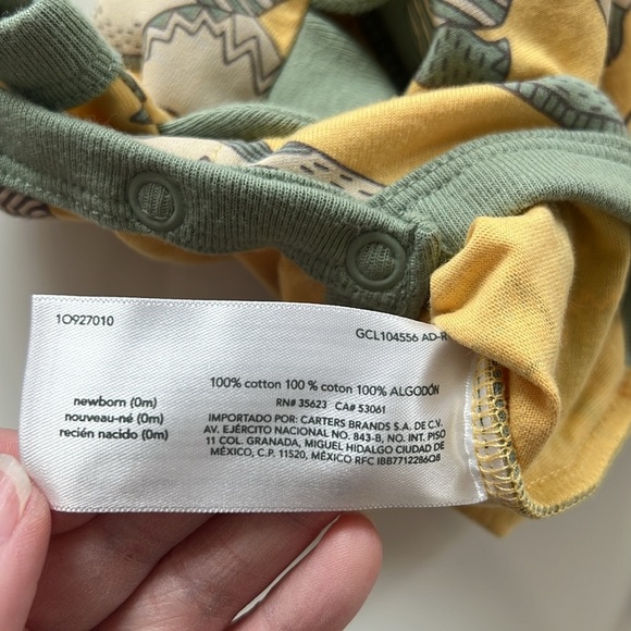 NWT Bundle (2) Carter’s Baby Dinosaur Romper/Bandana Bibs - Picture 5 of 13
